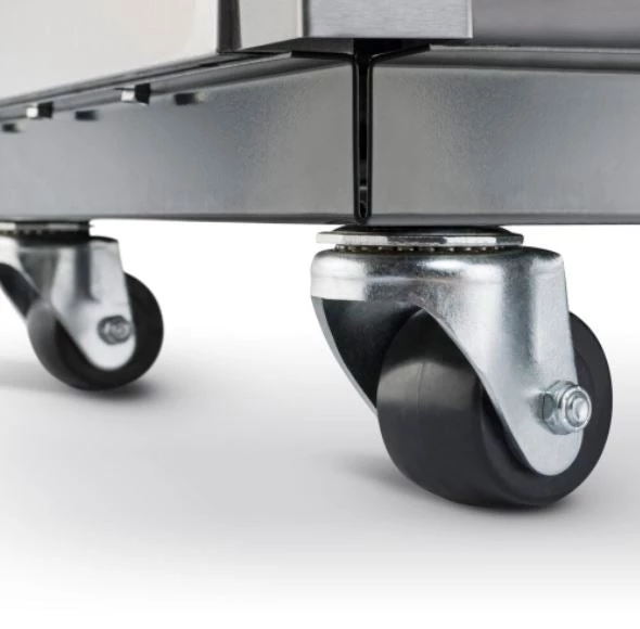 Refrigeration True TGN-1F-1S 720 Ltr 2/1 GN Upright Foodservice Freezer 4 Refrigeration True TGN-1F-1S 720 Ltr 2/1 GN Upright Foodservice Freezer